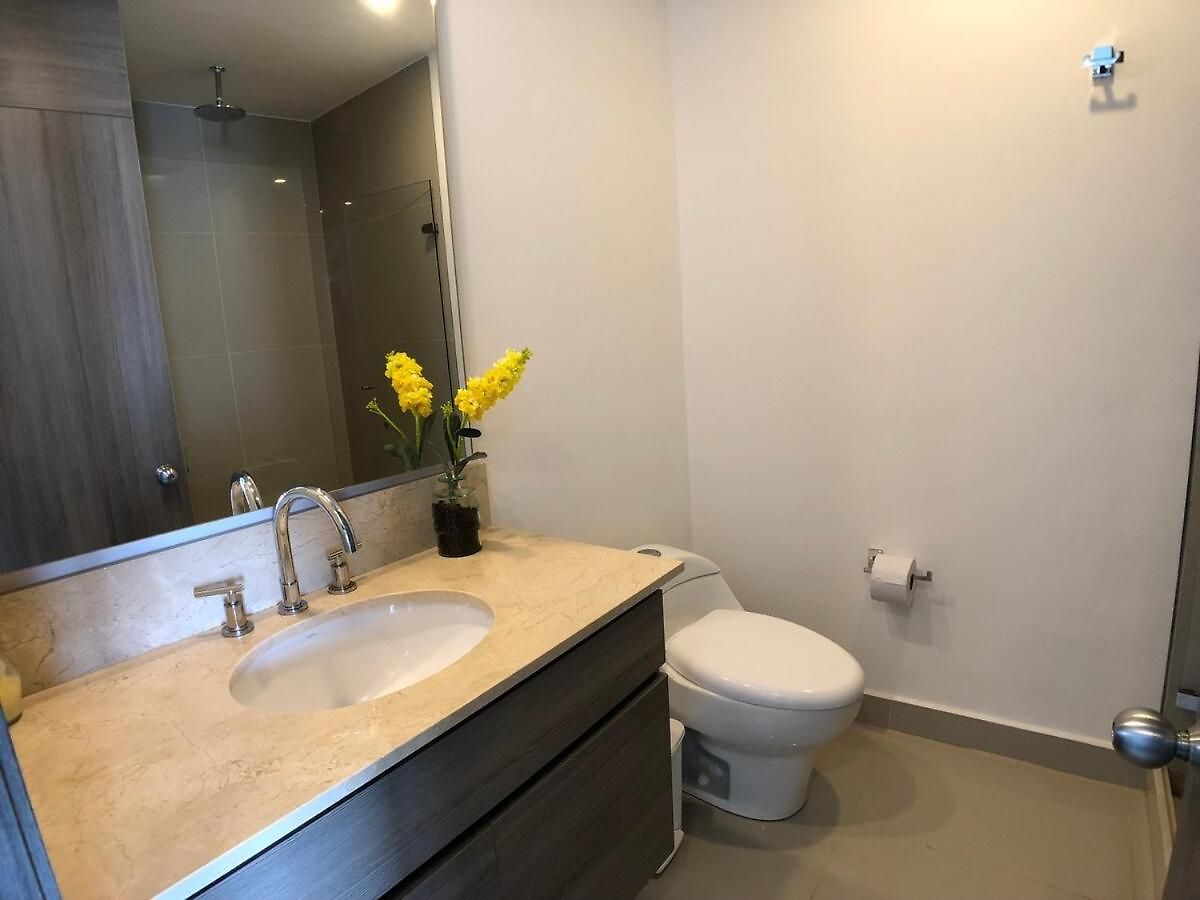 Apartamento Impecable Excelente Ubicación