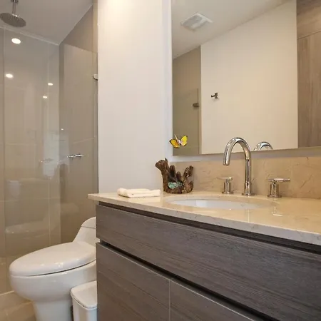 Impecable Excelente Ubicación Apartamento